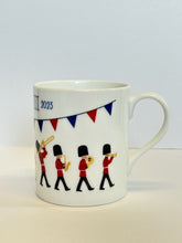 Load image into Gallery viewer, London Changing of the Guard Coronation Celebration 250ml Mug Limited edition
