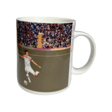 Load image into Gallery viewer, Football 425ml Mug
